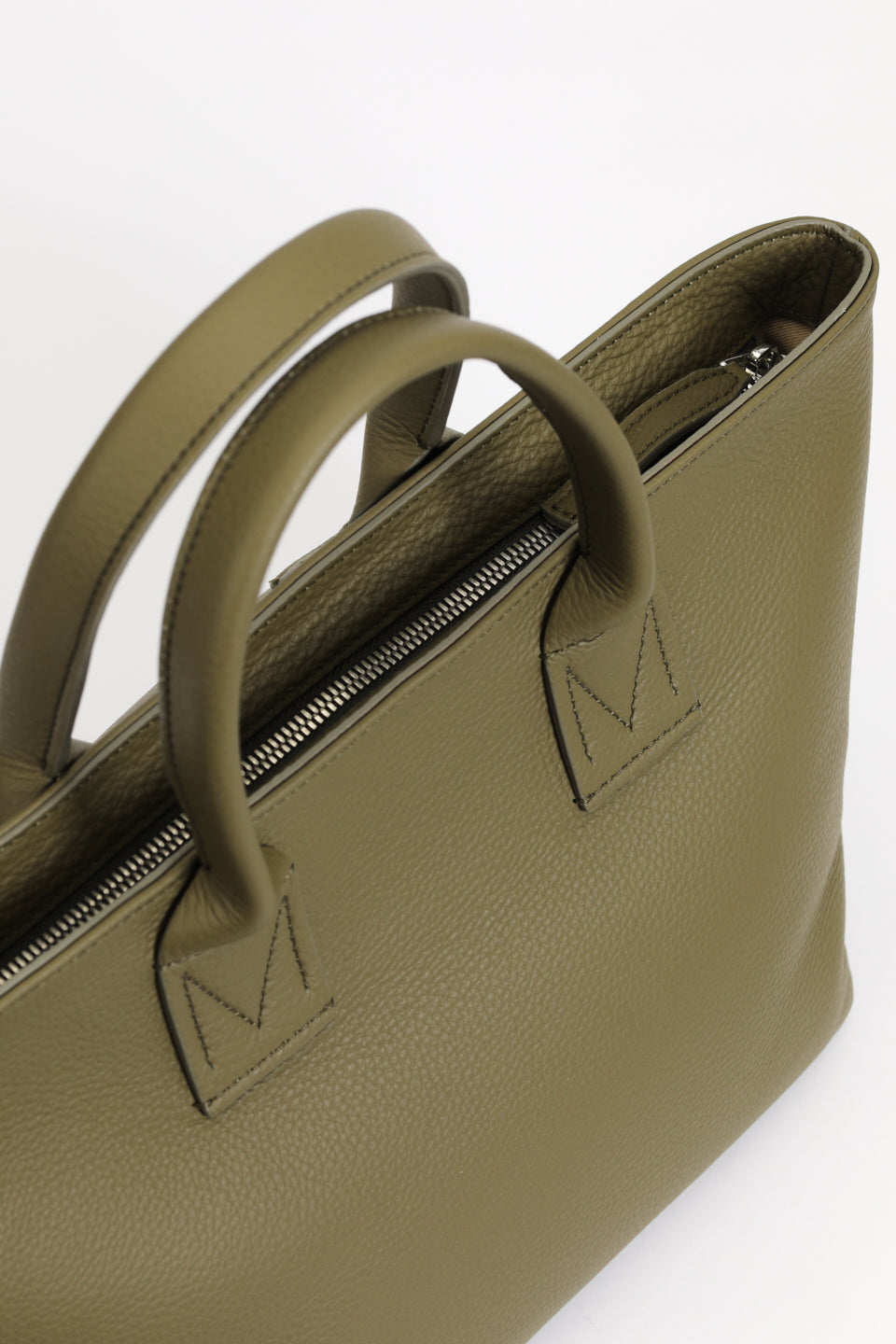 Victoria Medium Dusty Olive