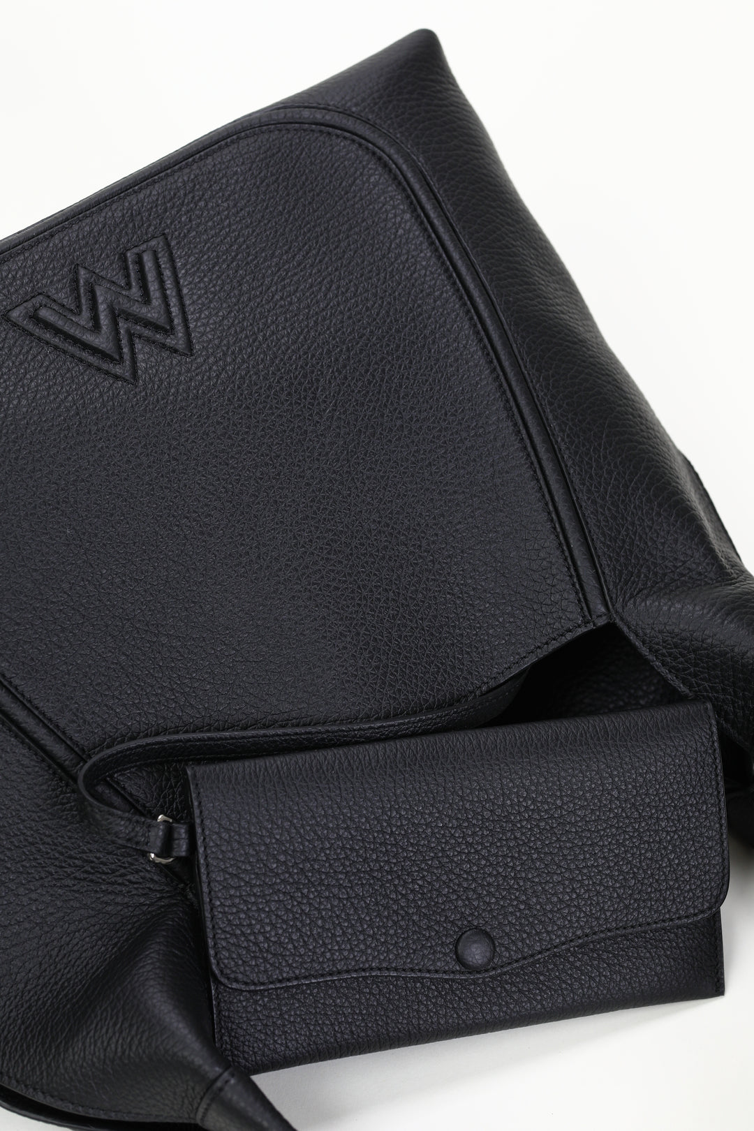 Venice Medium Black